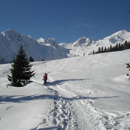 Alpen Garten Hotel Margherita Rumo Bagian luar foto