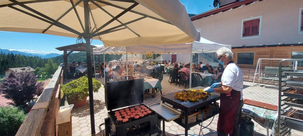Alpen Garten Hotel Margherita Rumo Bagian luar foto