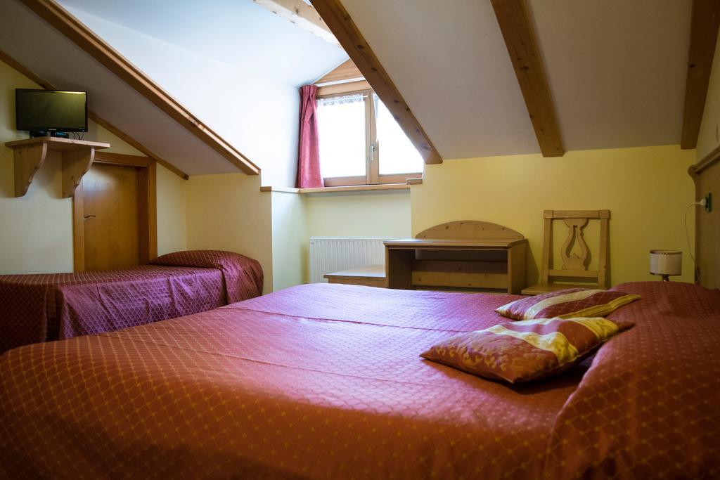 Alpen Garten Hotel Margherita Rumo Bagian luar foto