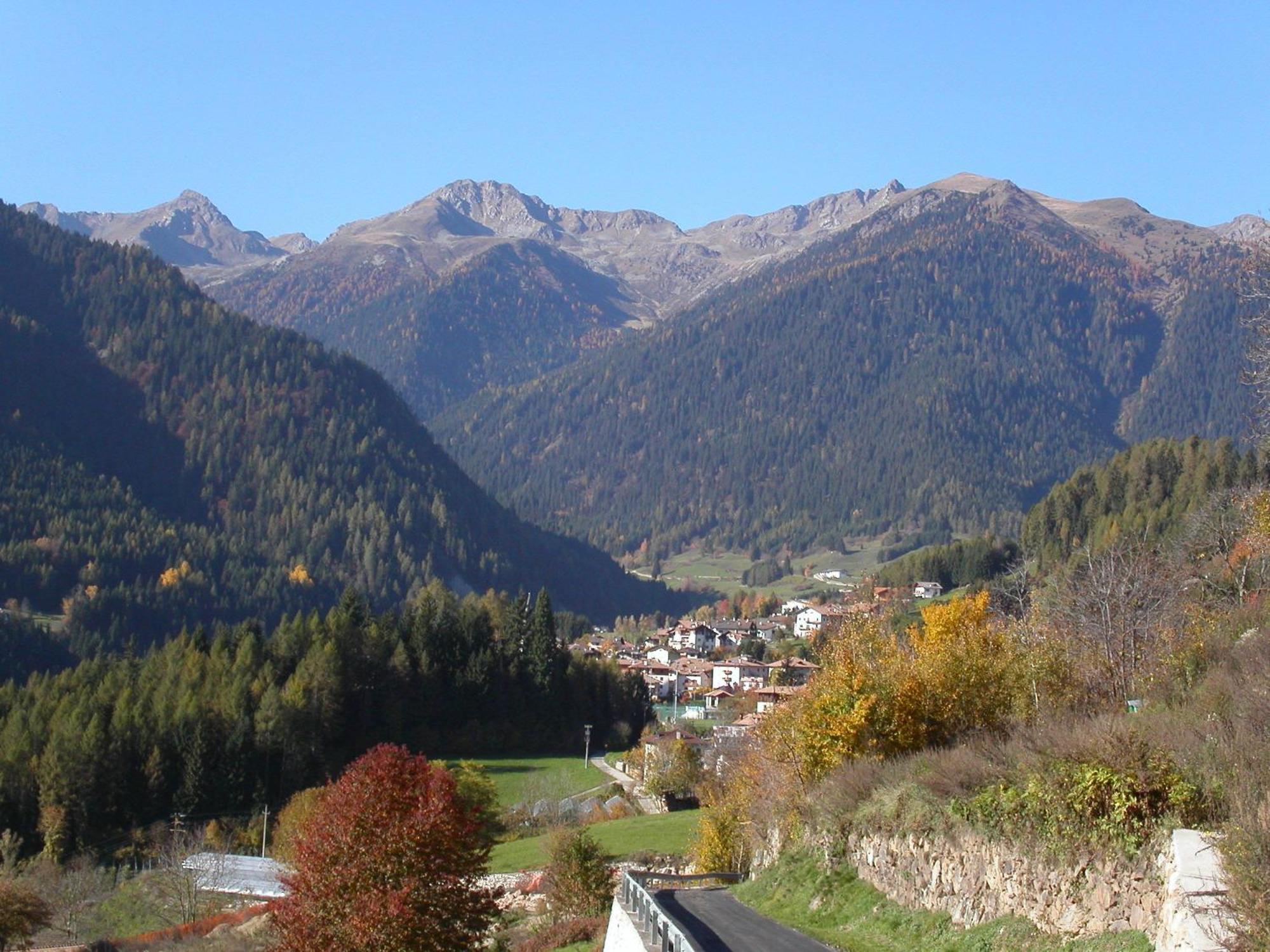 Alpen Garten Hotel Margherita Rumo Bagian luar foto