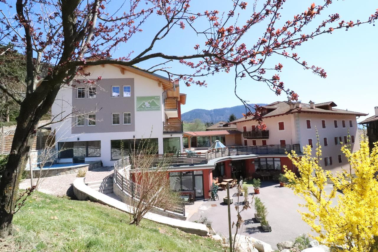 Alpen Garten Hotel Margherita Rumo Bagian luar foto