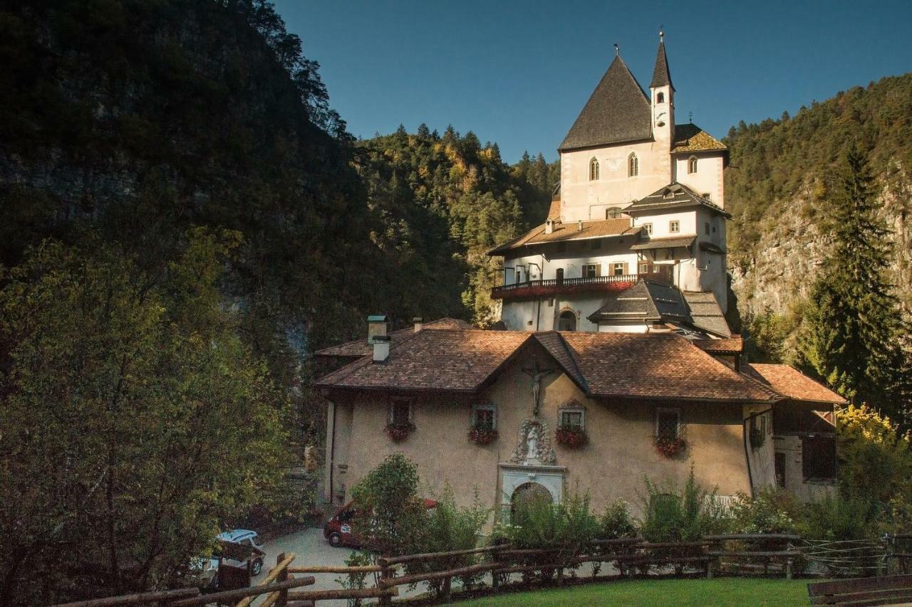 Alpen Garten Hotel Margherita Rumo Bagian luar foto