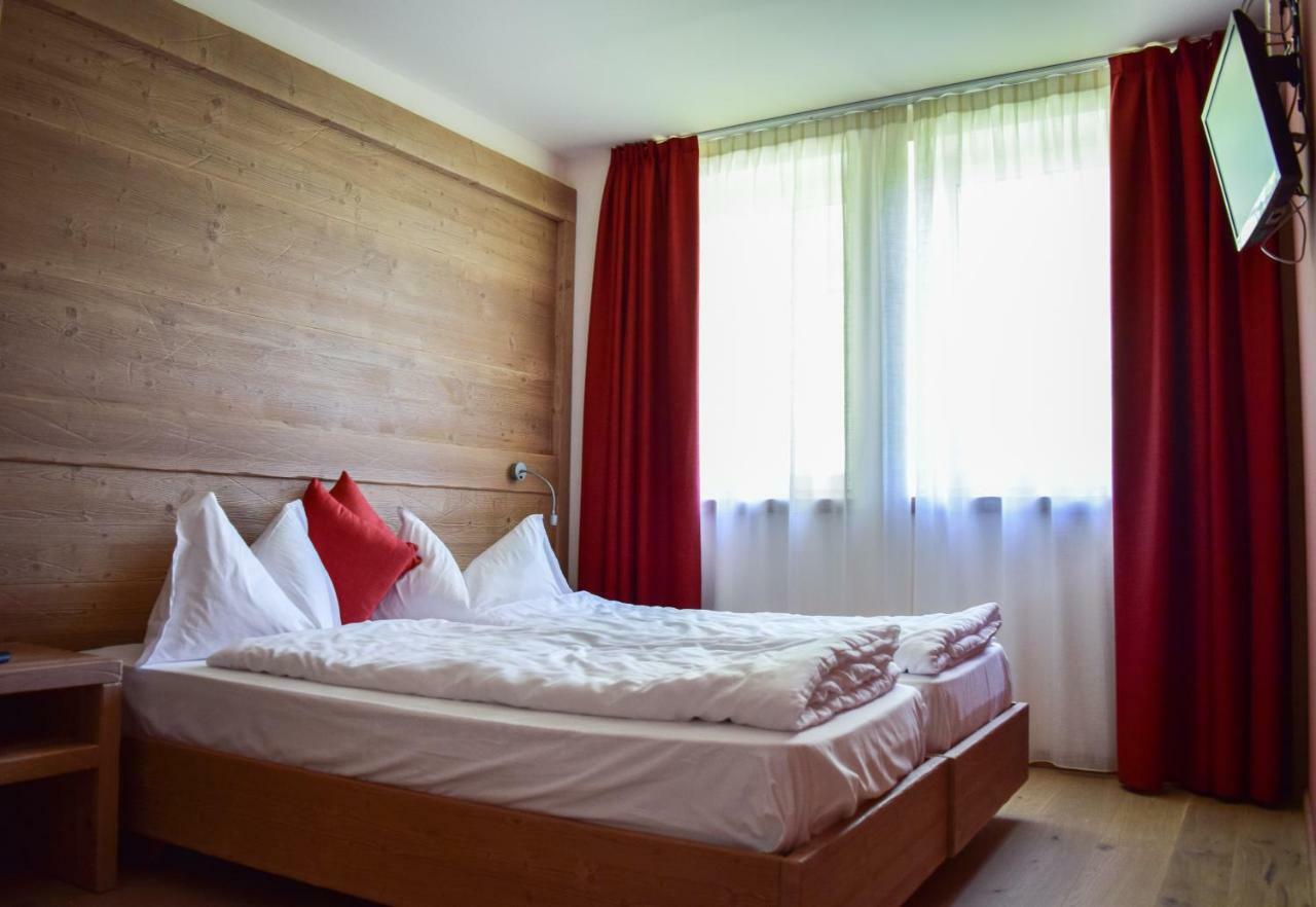 Alpen Garten Hotel Margherita Rumo Bagian luar foto
