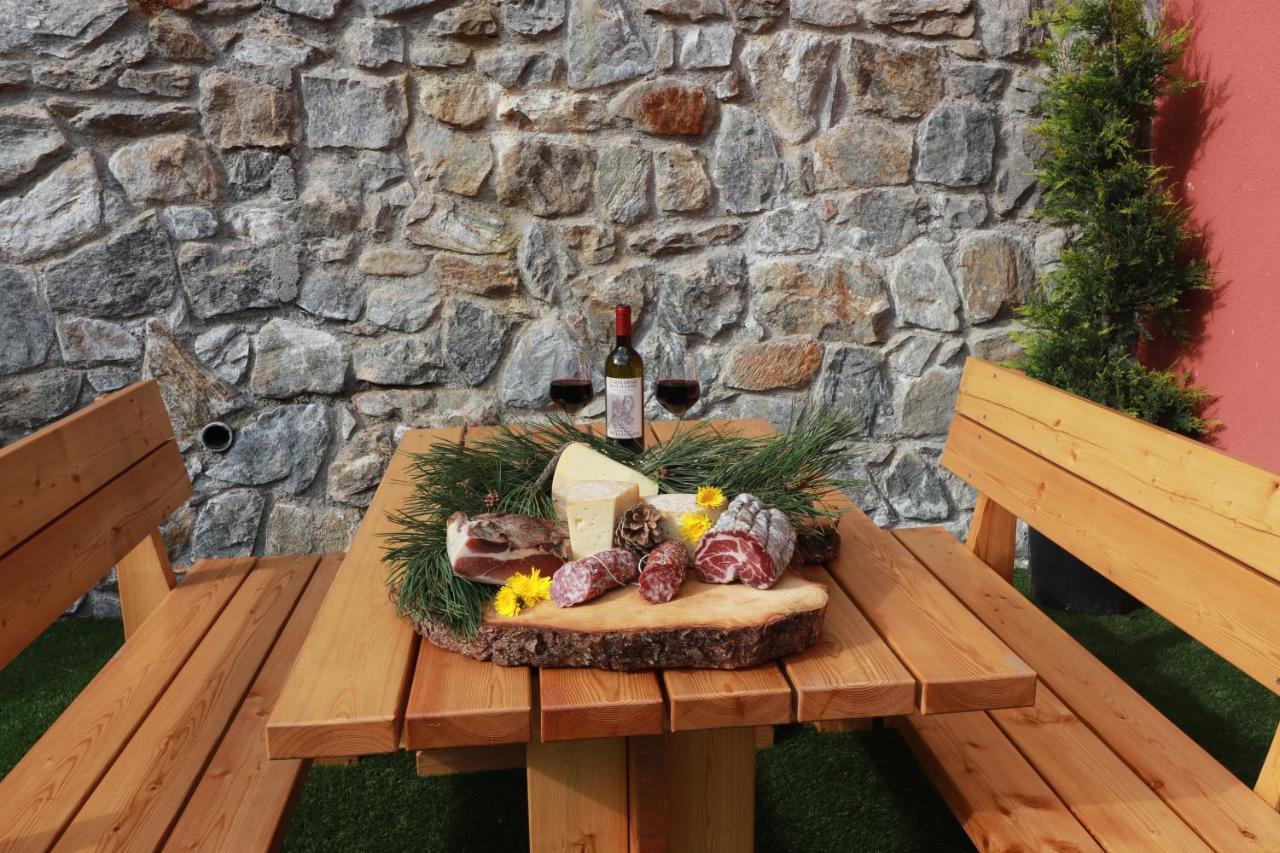 Alpen Garten Hotel Margherita Rumo Bagian luar foto